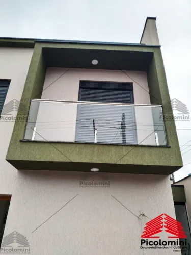 Sobrado na Vila Alpina, com 03 dormitórios, 01 suite, sala ampla, cozinha planejada, 03 ba