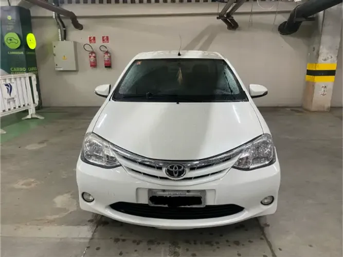 Toyota Etios XLS Sedan 1.5 Flex 16V 4P Mec. 2015