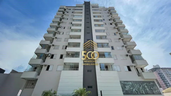 Apartamento com 3 Dormitórios com 100m², à venda por R$ 787.000 - Campinas - São José/SC