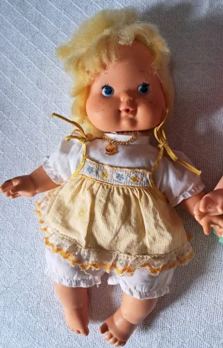 Boneca Bebê Bananinha Moranguinho da Estrela