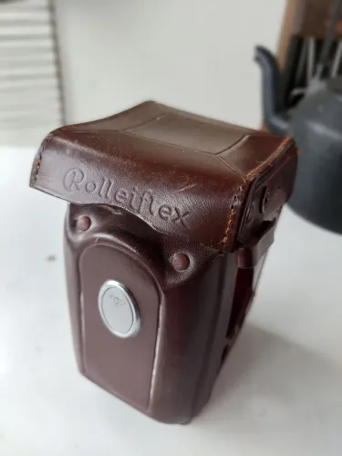 Capa de câmera Rolleiflex antiga