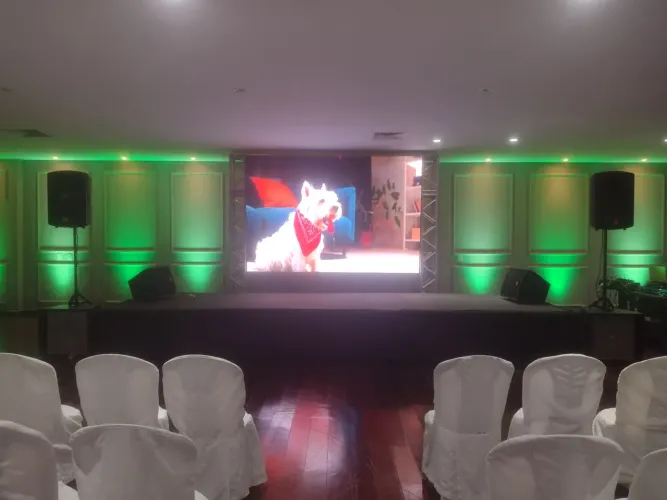 TELÃO DE LED ,SOM PALCO, ILUMINAÇÃO