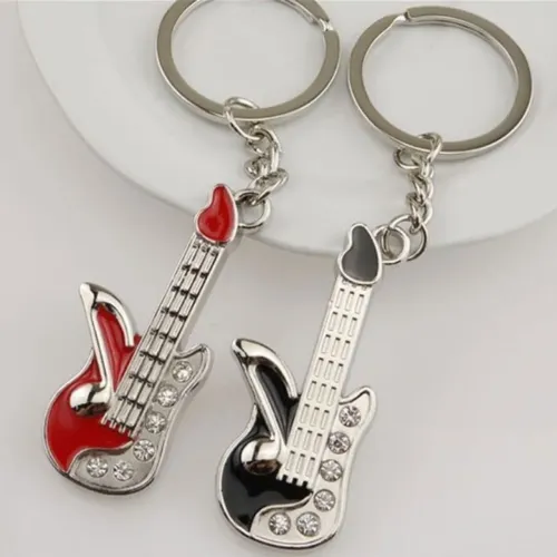 CHAVEIRO GUITARRA COM STRASS