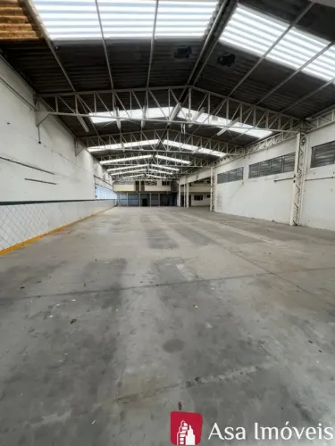 Barracão para alugar por R$ 27500.00, 1200.00 m2 - GUAIRA - CURITIBA/PR