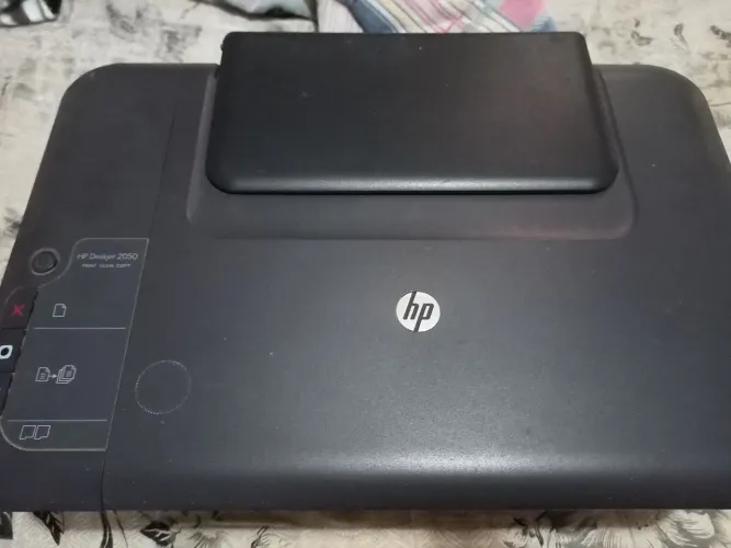 HP Deskjet 2050 - Impressora Multifuncional