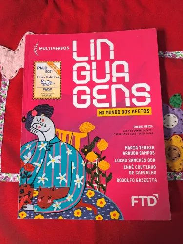 Livro multiversos linguagens no mundo dos afetos