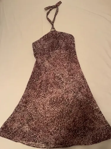 Vestido de Onça Rosa com amarração no pescoço - Tamanho 38