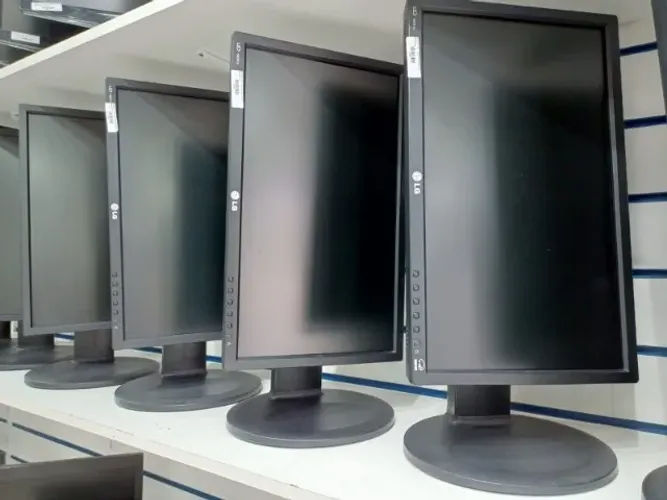 Monitor 19" Led Widescreen Seminovo