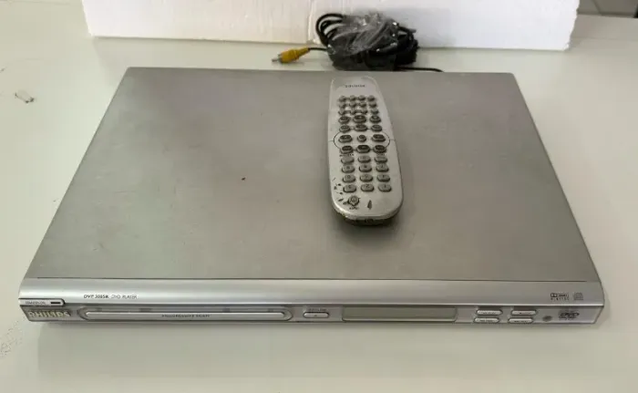 DVP 3005K DVD PLAYER PHILIPS COM CONTROLE REMOTO USADO