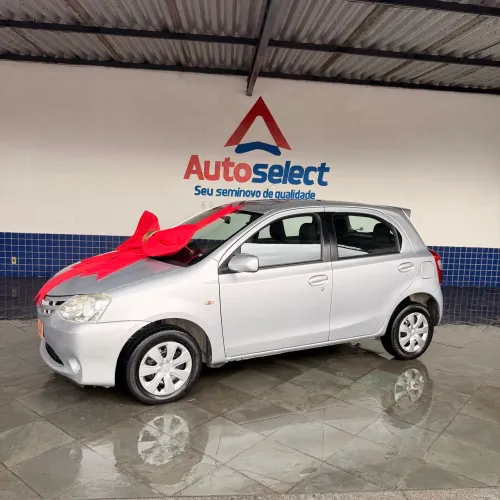 Toyota Etios XS 1.3 Flex 16V 5P Mec. 2013