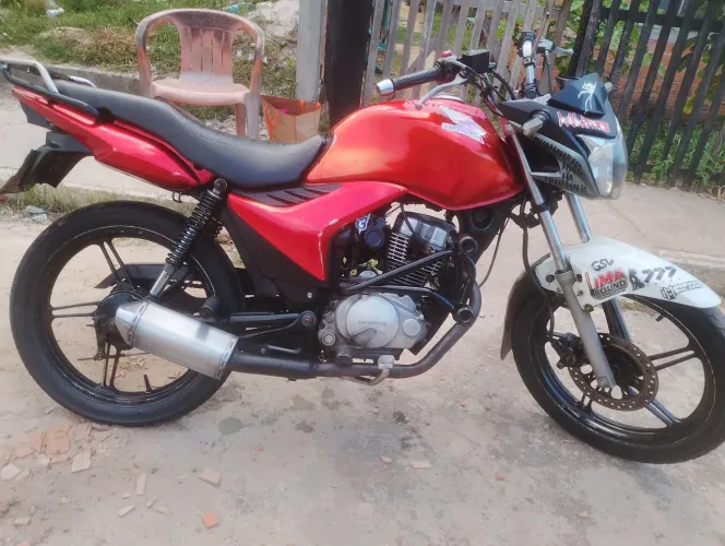 Vende se ou troca se moto Titan mix 2010