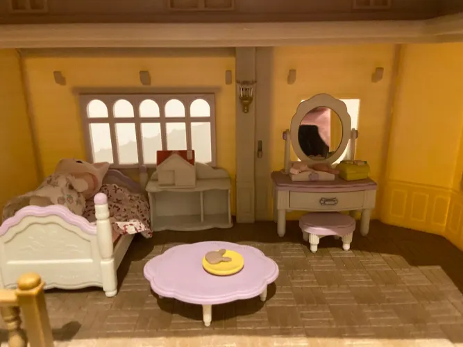 sylvanian families conjunto quarto irma gata 