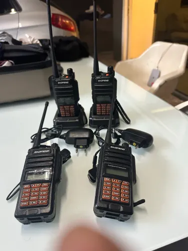 Radio comunicador Baofeng UV9R Longo Alcance Dual Band