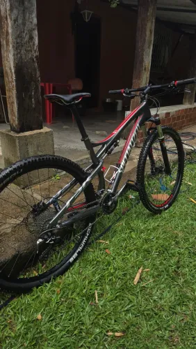 Specializes epic full carbon aro 29