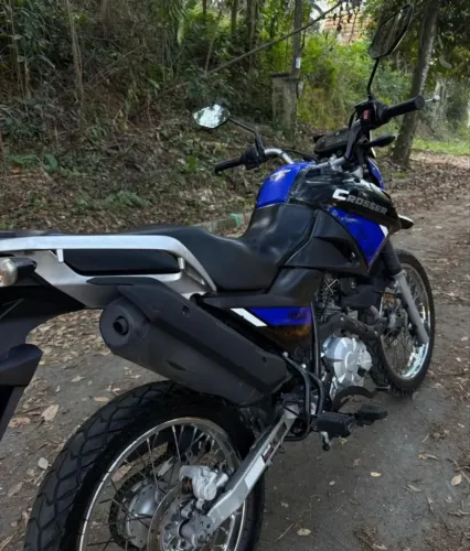 Vendo crosser z 2023