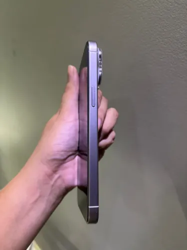 iphone 15 pro max natural 86% saúde da bateria 