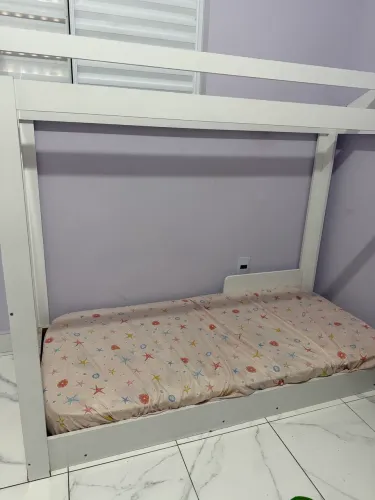 Cama Montessoriana