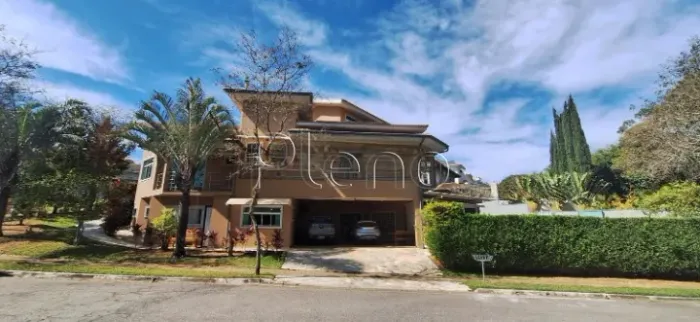 Casa à Venda no Condomínio Reserva Colonial em Valinhos, no bairro Dois Córregos.