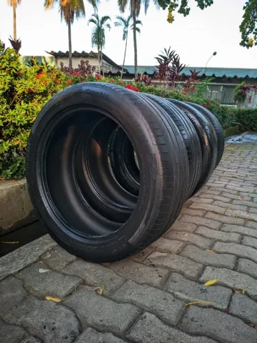 Kit com 4 - Pneus 275/45r21 Continental Contisportcontact 5 Suv
