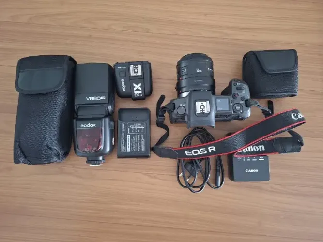 Canon EOS R Full Frame + 50mm + Flash Godox + Mochila Canon