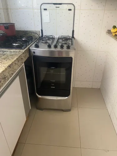Vendo fogão cônsul 04 bocas