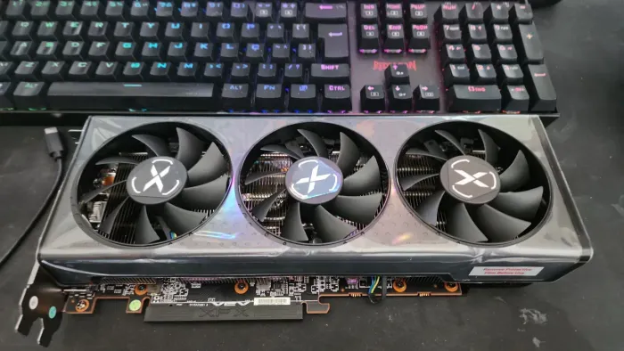 Radeon rx 7600 8gb
