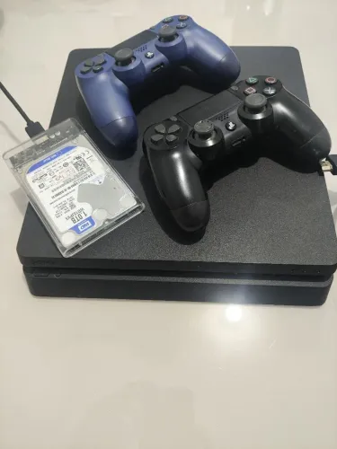 Ps4 com mais de 40 jogos