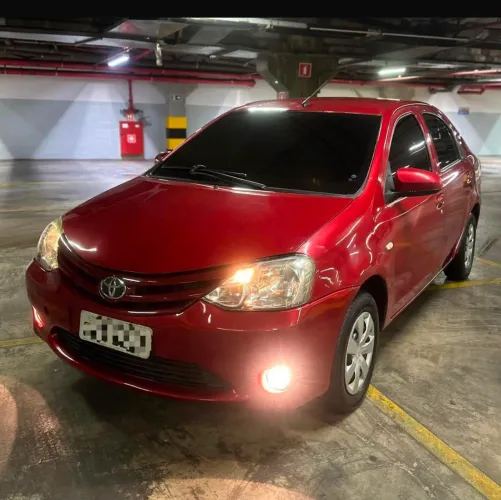 Toyota Etios X Sedan 1.5 Flex 16V 4P Mec. 2015