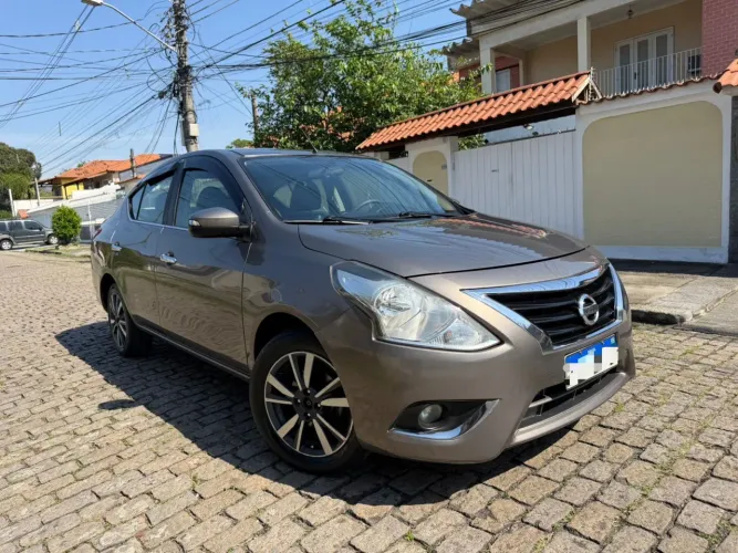 Nissan Versa SL 1.6 16V Flexstart 4P Aut. 2018