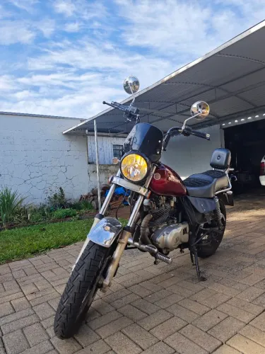 Suzuki intruder 250 gn250