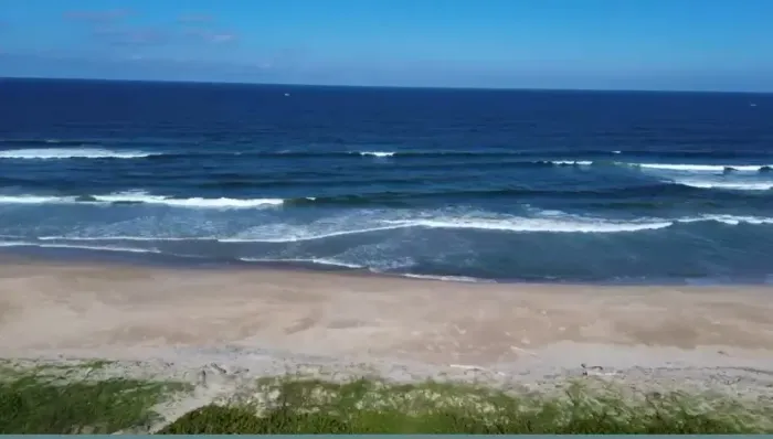 Lindo Terreno a 200 metros do MAR - Escriturado na Praia do Ervino - SC