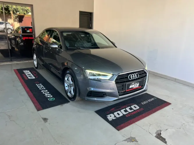 Audi A3 Sedan Prestige 1.4 TFSI S-tronic 2020