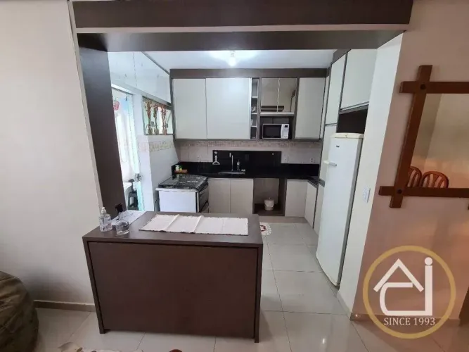 Apartamento Duplex com 3 dormitórios à venda, 66 m² por R$ 320.000,00 - Centro - Londrina/