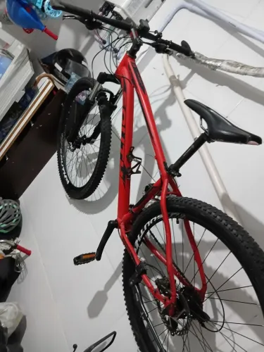 Bike aro 29 quadro 17 freios hidraulicos pecas shimano com nota fiscal p
