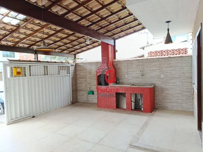 Casa com 2 dormitórios à venda, 85 m² por R$ 350.000,00 - Village Rio das Ostras - Rio das