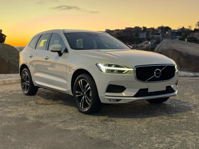 Volvo XC 60 T-5 Momentum 2.0 254cv AWD 5P 2020