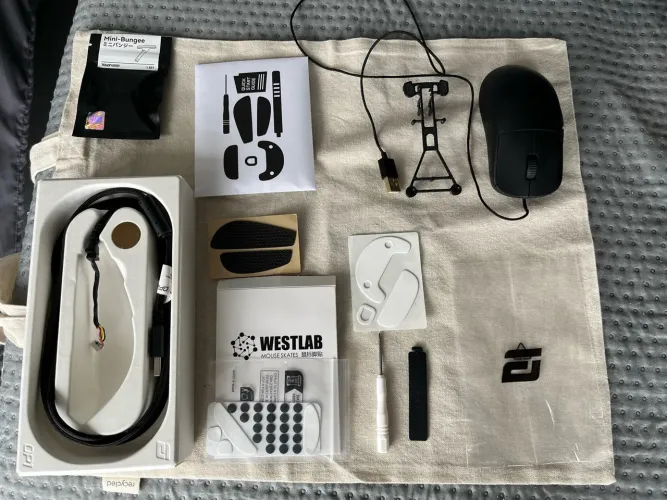 Mouse Endgame Gear OP1 8k V2 + Acessórios 