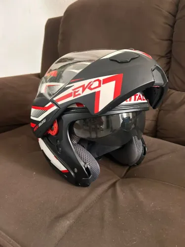 VENDO CAPACETE EVO ZERO NA CAIXA
