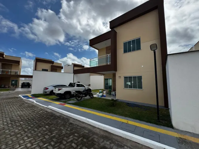 Casa a Venda no Condomínio Veleiros da Cohama