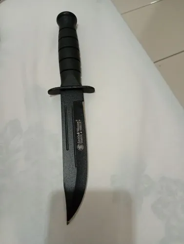 Faca Tática Militar Smith Wesson americana Nova acompanha bainha e pedra pra amolar 