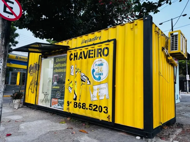 Container em perfeito estado loja