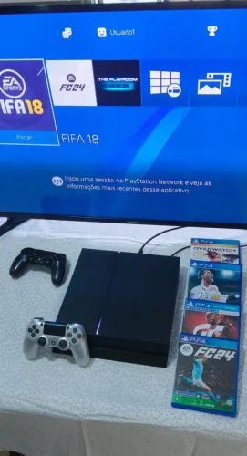 Vendo Playstation 4 com 500 gb!2 controles originais mais 4 jogos ,em perfeito estado.
