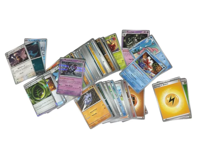 Vendemos Cards Pokémon e One piece De Diversas Coleções Vendemos avulsas tbm 