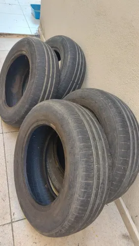 Pneus