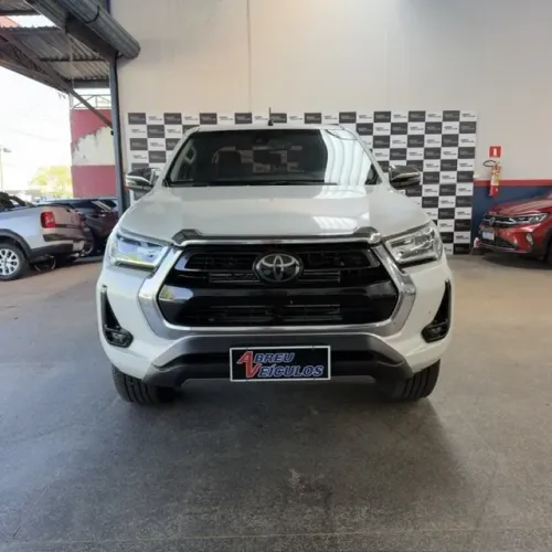 Toyota Hilux CD SRX 4X4 2.8 TDI 16V Diesel Aut. 2021