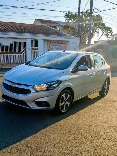 Chevrolet Onix Hatch LT 1.0 8V Flex Mec. 4P 2019