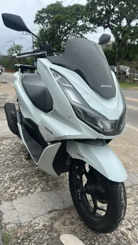 Pcx 2023 com baixíssima quilometragem