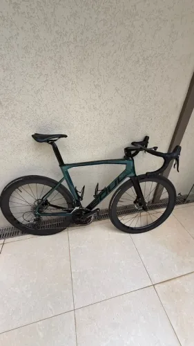 Vendo soul 3r5 Carbono Grupo sram rival 11-28