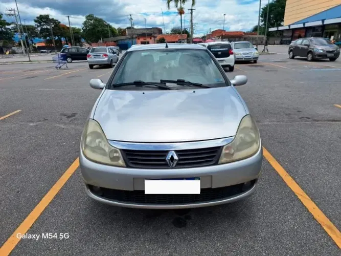 Renault Symbol Privilège Hi-flex 1.6 16V 4P 2010