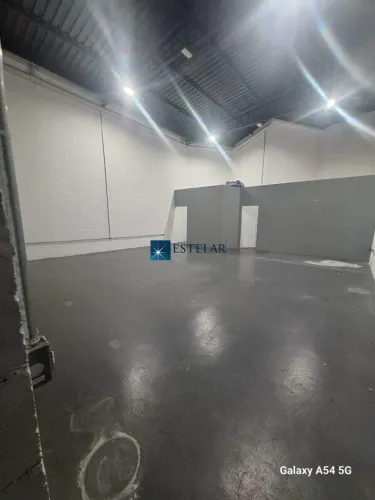 LINDO GALPÃO DISPONÍVEL PARA LOCAÇÃO - CONJUNTO HABITACIONAL TAYSA - MOGI DAS CRUZES/SP